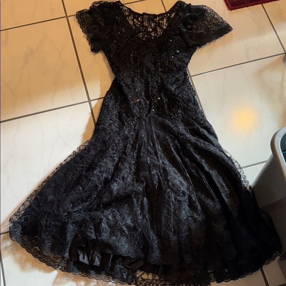 Elegant vintage 80s cocktail dress